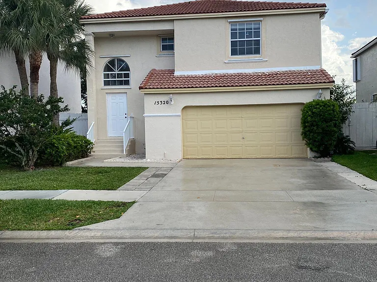 15320 NW 6th Ct — Photo 1