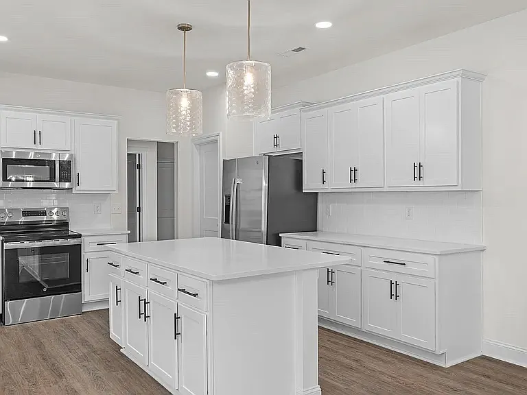 21267 Scuttle St — Photo 11