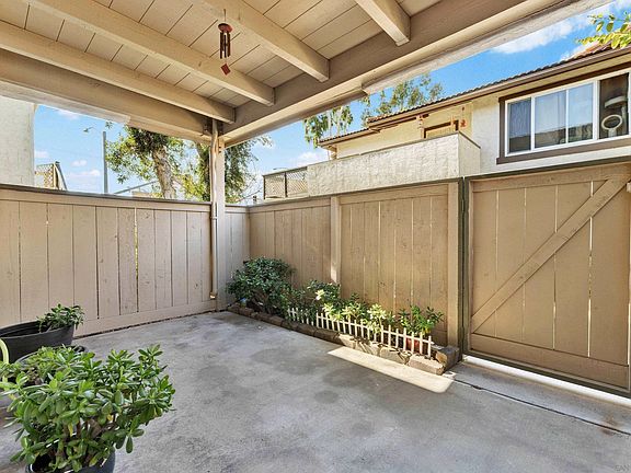 4th image of 9821 Caspi Gardens Dr Unit 7
