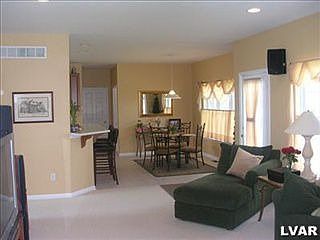 5th image of 5379 Greenbriar Dr