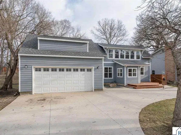 128 Sylvia St, Mankato, MN 56001