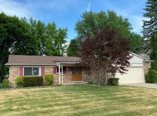 2647 Stonebury Dr, Rochester Hills, MI 48307