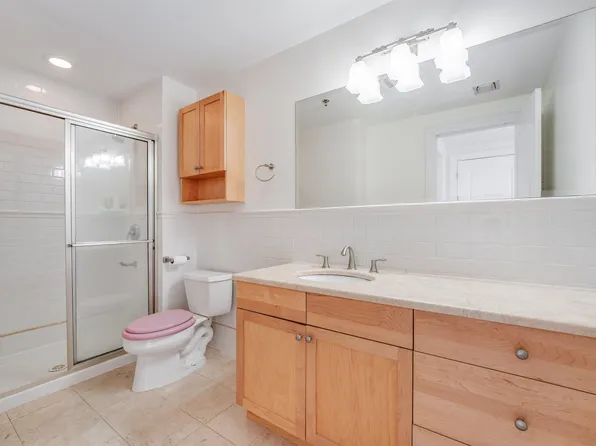 830 Monroe Street image 18 of 24