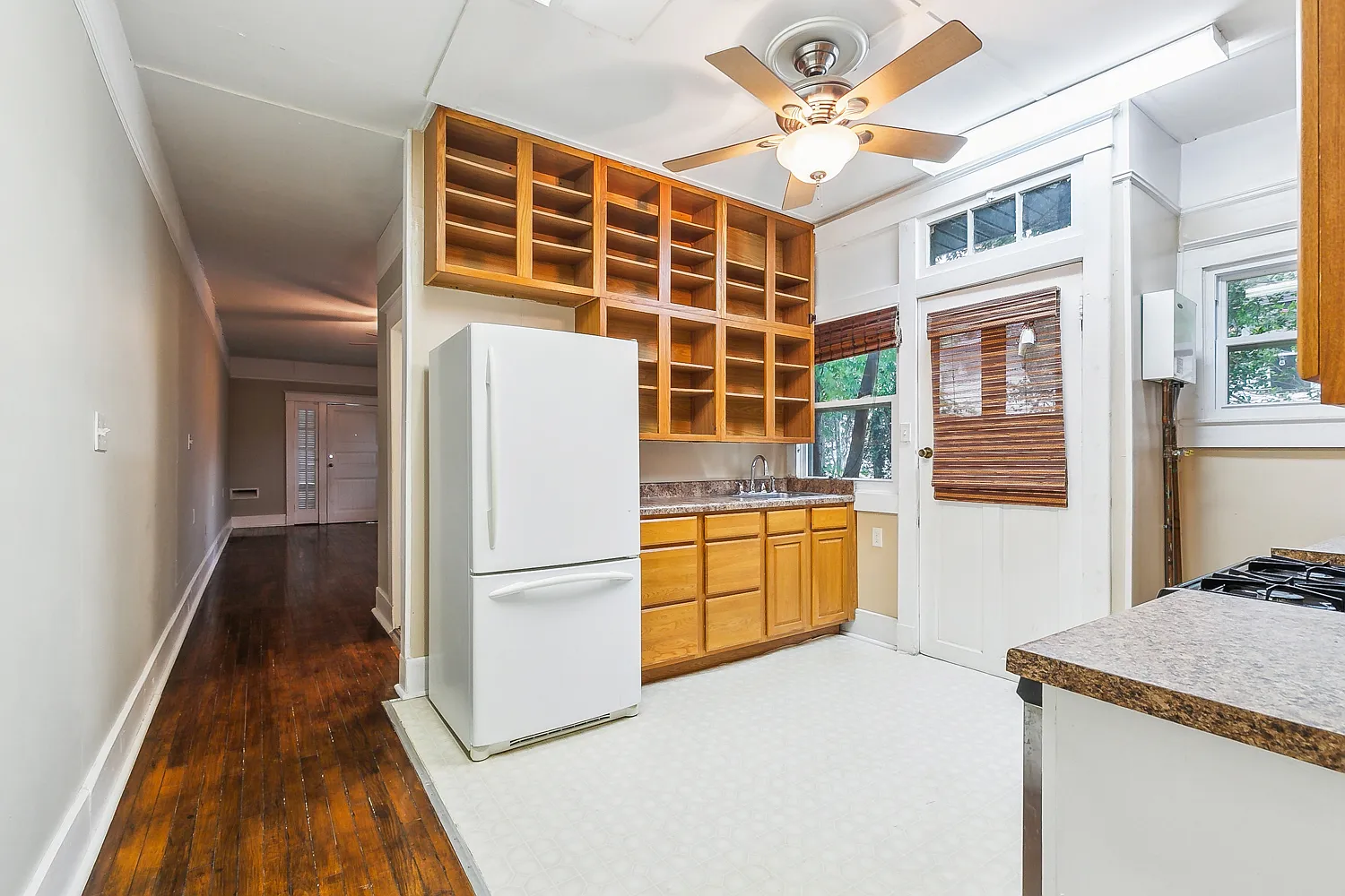 3206 Cadiz St — Photo 4