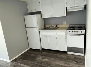 41 Cherry St APT 8, Pawtucket, RI 02860