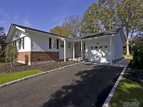 1st image of 11 Eagle Ln