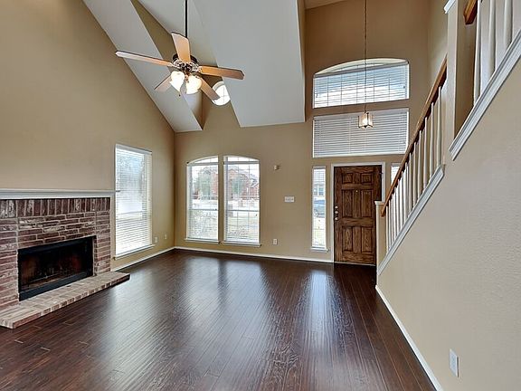 2nd image of 3158 Market Center Dr