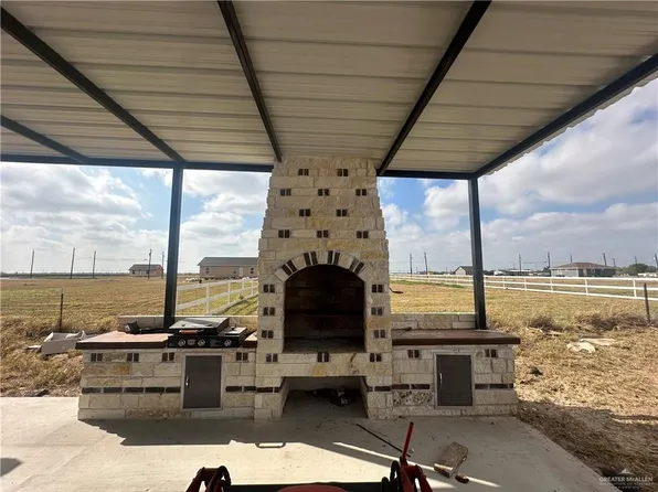 21495 Mile 3 W, Edcouch, TX 78538