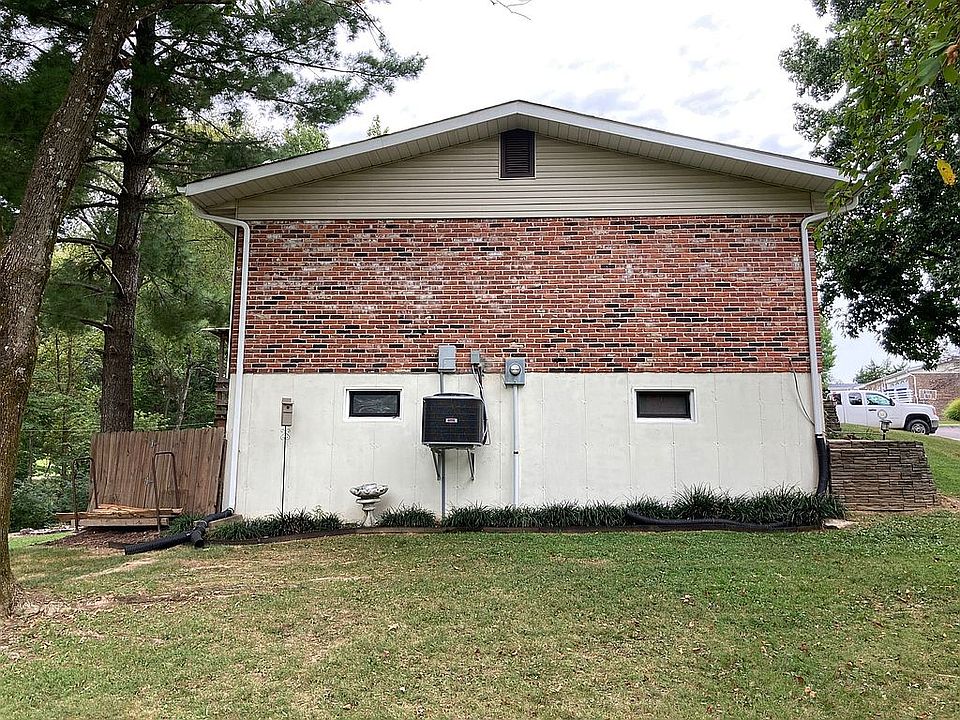 1st image of 1719 Westview Dr