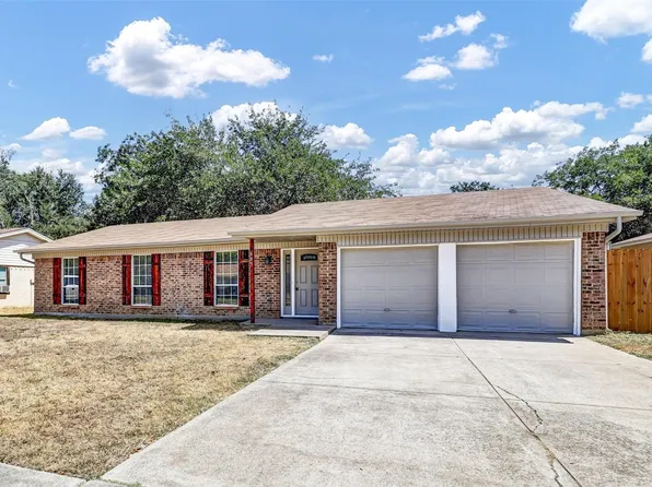 605 Sue Ann Ln, Burleson, TX 76028