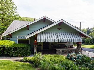 276 Forest Grove Rd, Coraopolis, PA 15108