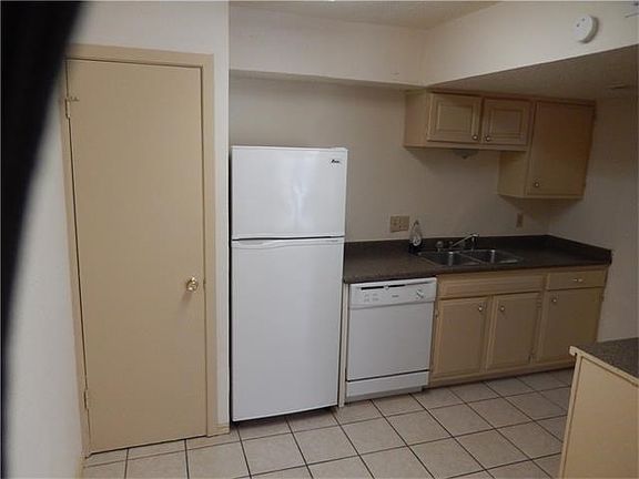 2nd image of 1737 Wooten Park Dr APT 101