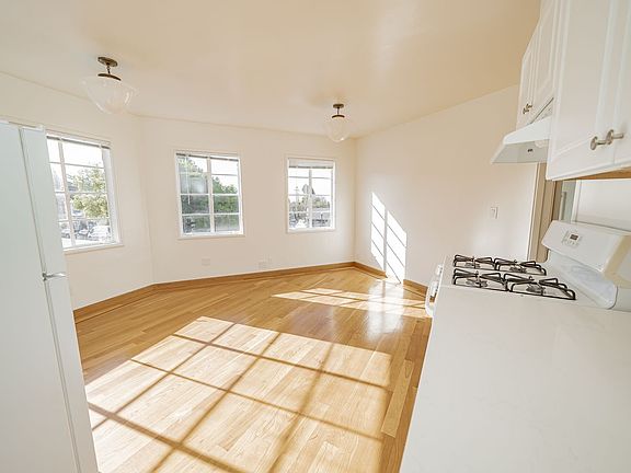2nd image of 350 Berkeley Park Blvd Suite 4