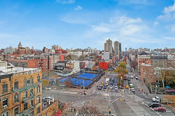 Rented by Compass | media 31