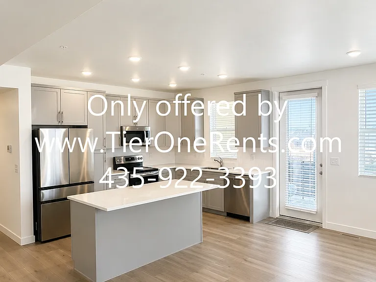 8358 S Sky Mirror Ln #301 — Photo 4