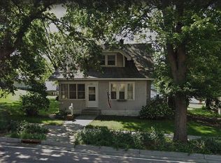 312 2nd St E, Jordan, MN 55352