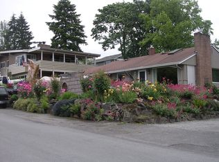 911 N 34th St, Renton, WA 98056