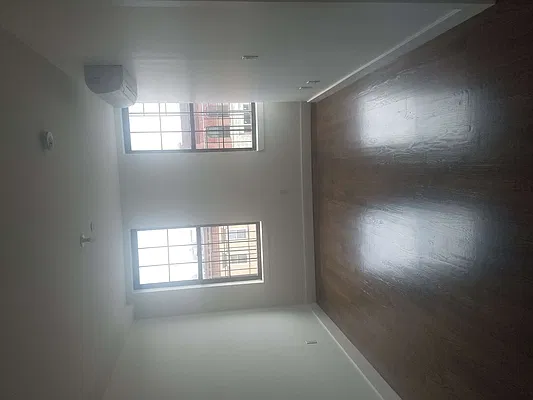 Rented by Premium Management  | media 11