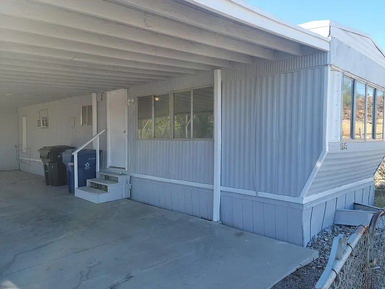 1645 Palma Cir W — Photo 1