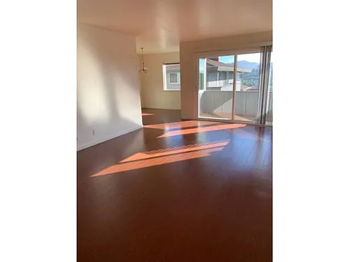 7 Davis Dr #G Photo 1