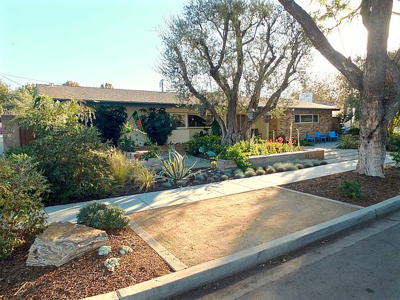 3rd image of 1138 E Burlinghall Dr