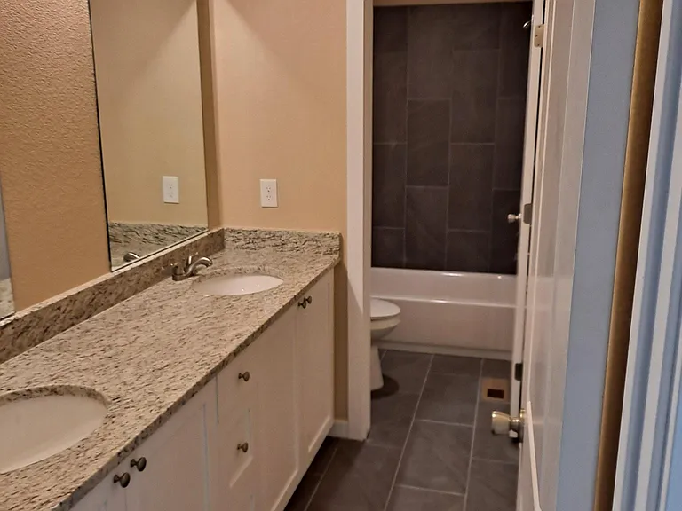 318 S 4th Ct #318 — Photo 6