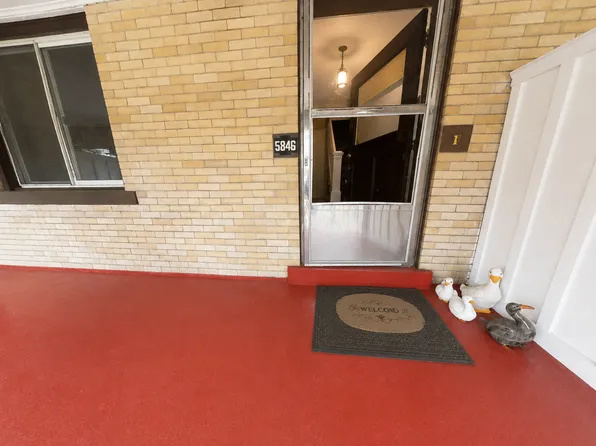 5846 Douglas St, Pittsburgh, PA 15217