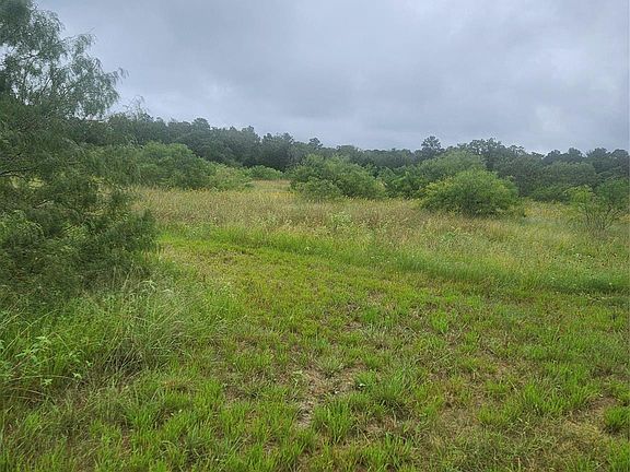 2nd image of 7600 Race Track Rd