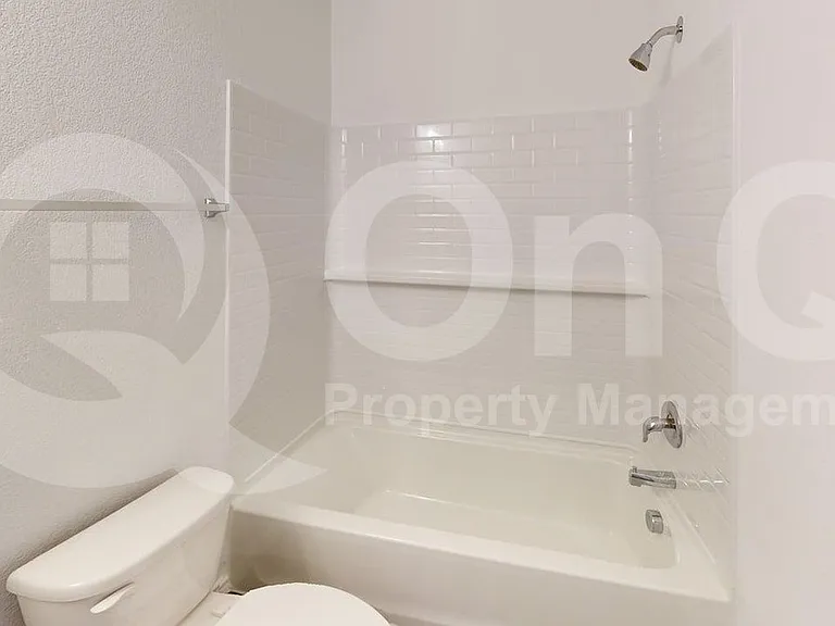 812 Poppy Cove Ln — Photo 14
