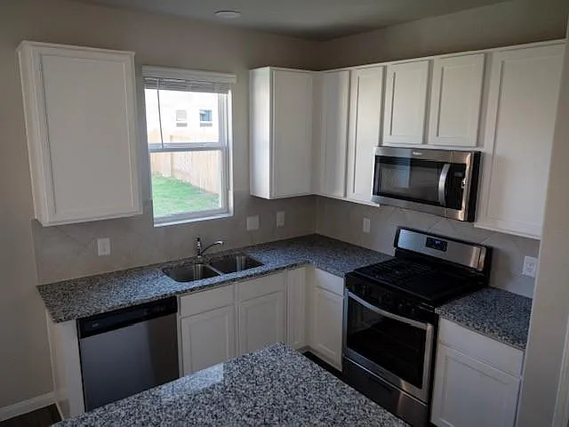 2533 Sturgeon Way — Photo 5