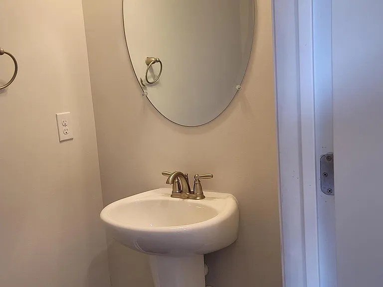50 Peregrine Way — Photo 10