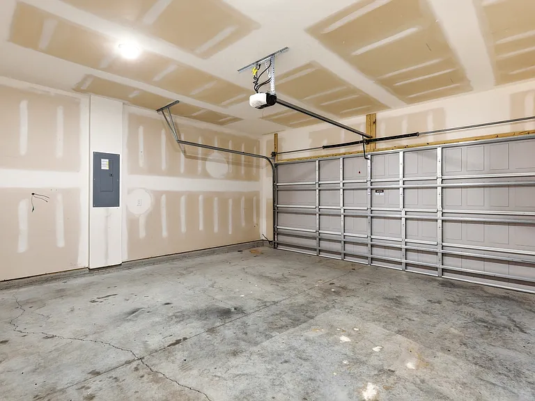 1641 Star Cross Dr SW — Photo 35