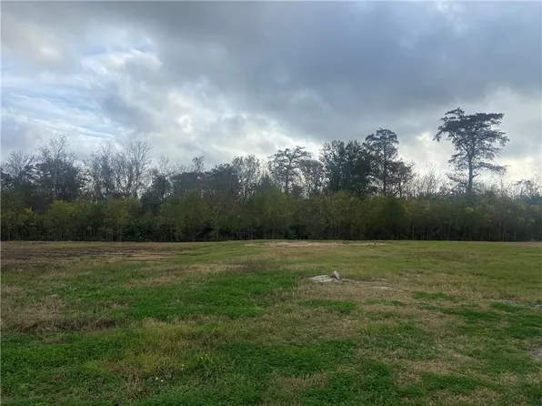 116 Deer Field Dr, Belle Chasse, LA 70037