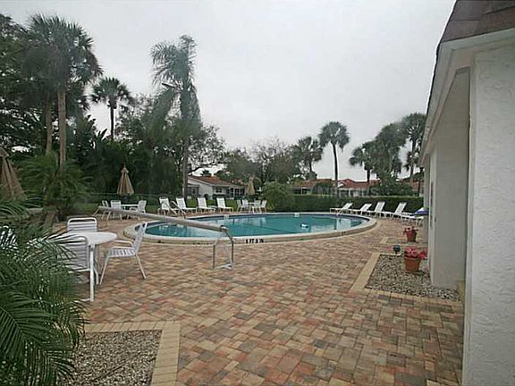 2nd image of 727 Capri Isles Blvd #116