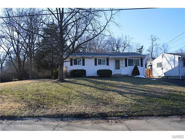 337 Crest Ave photo 1