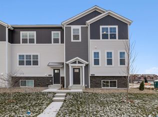 6718 Wildflower Way, Excelsior, MN 55331