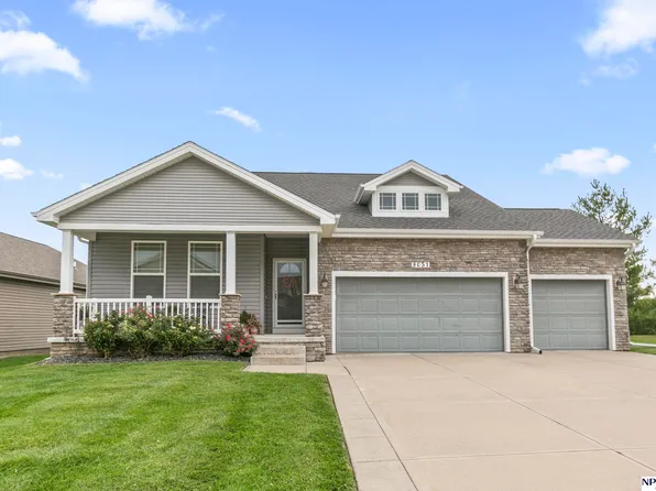 8051 N 158th St, Bennington, NE 68007