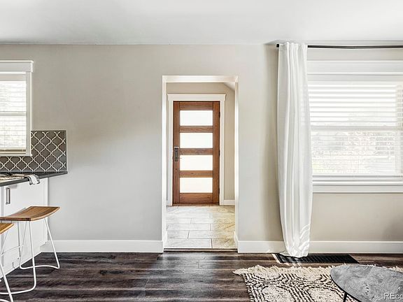5th image of 1001 Krameria Street