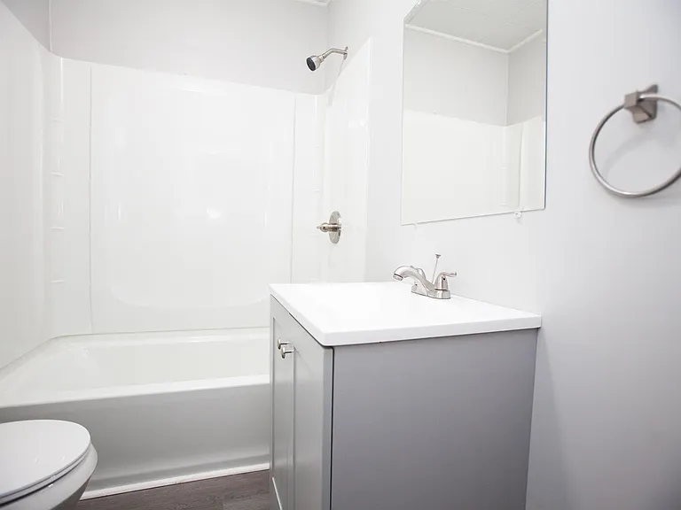 4701 Atkins St — Photo 11