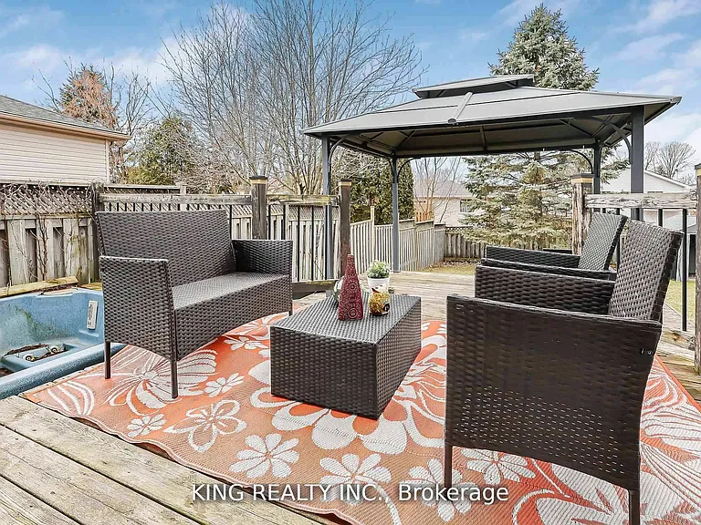 171 Pochard Ct — Photo 35