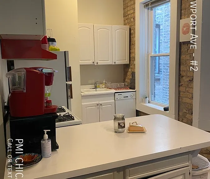 830 W Newport Ave #2 — Photo 5