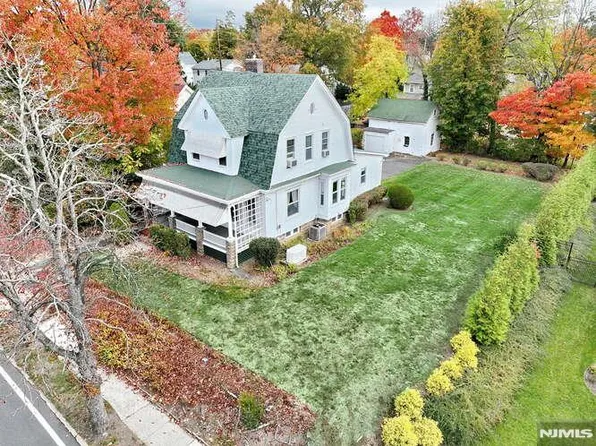 192 Broadway, Hillsdale, NJ 07642