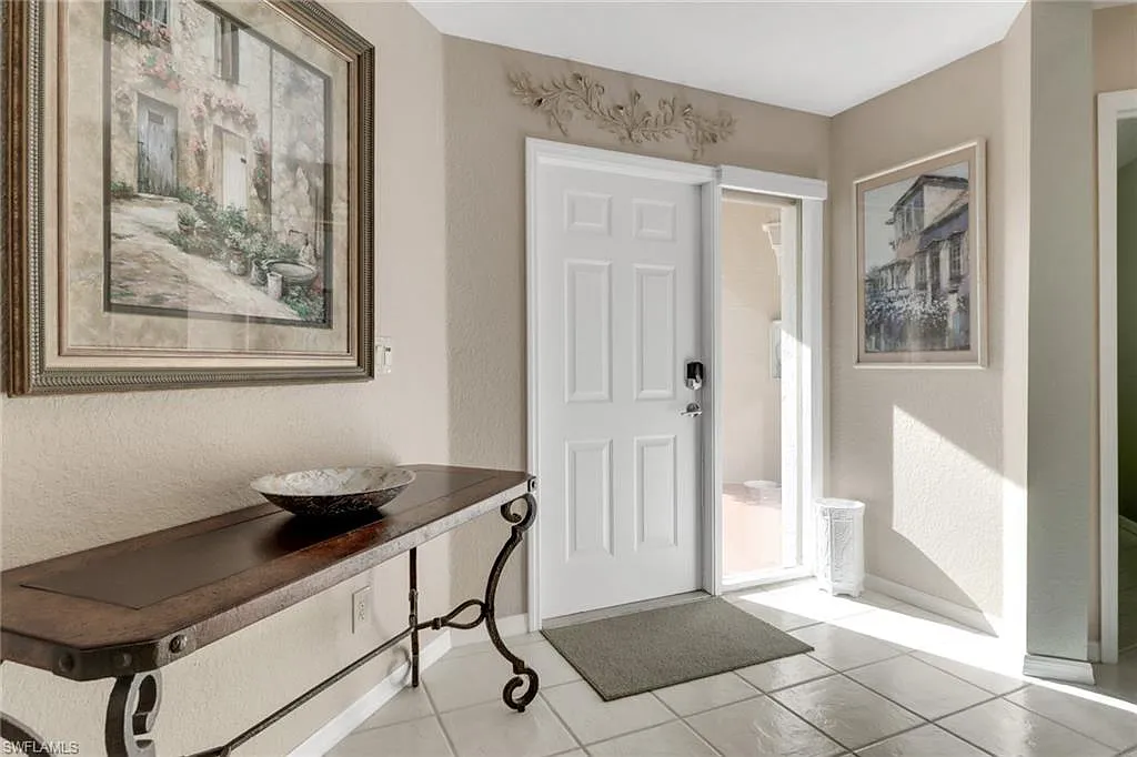 2 bed, 2.0 bath, 1654 sqft, $5,250 — Photo 3