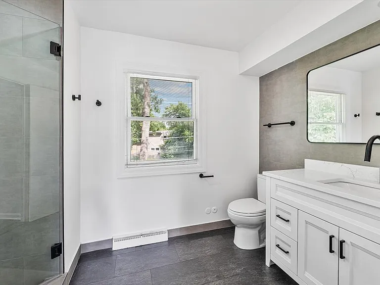412 Lavergne Ave — Photo 30