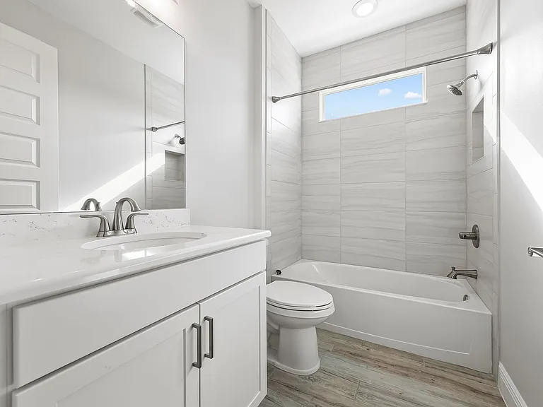 8134 Loren Cove Dr — Photo 26