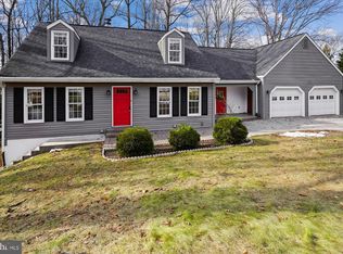 15790 Moncure Dr, Dumfries, VA 22025