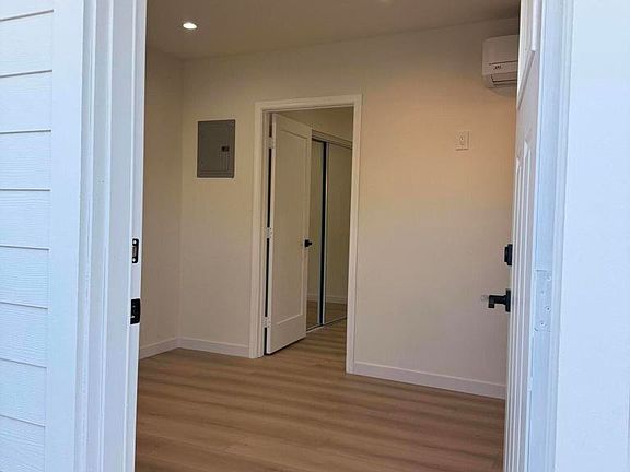 2nd image of 22306 Kittridge St
