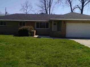 2967 Hickory Rd, Erie, MI 48133