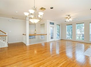 710 Hartman St, Houston, TX 77007
