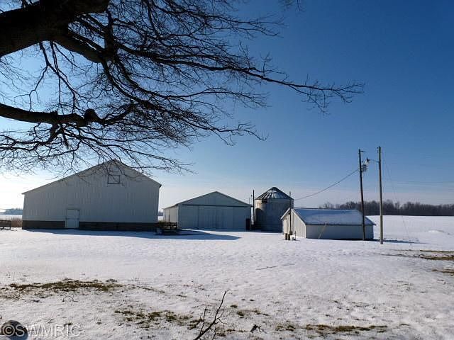 2nd image of 28657 Hampshire Rd